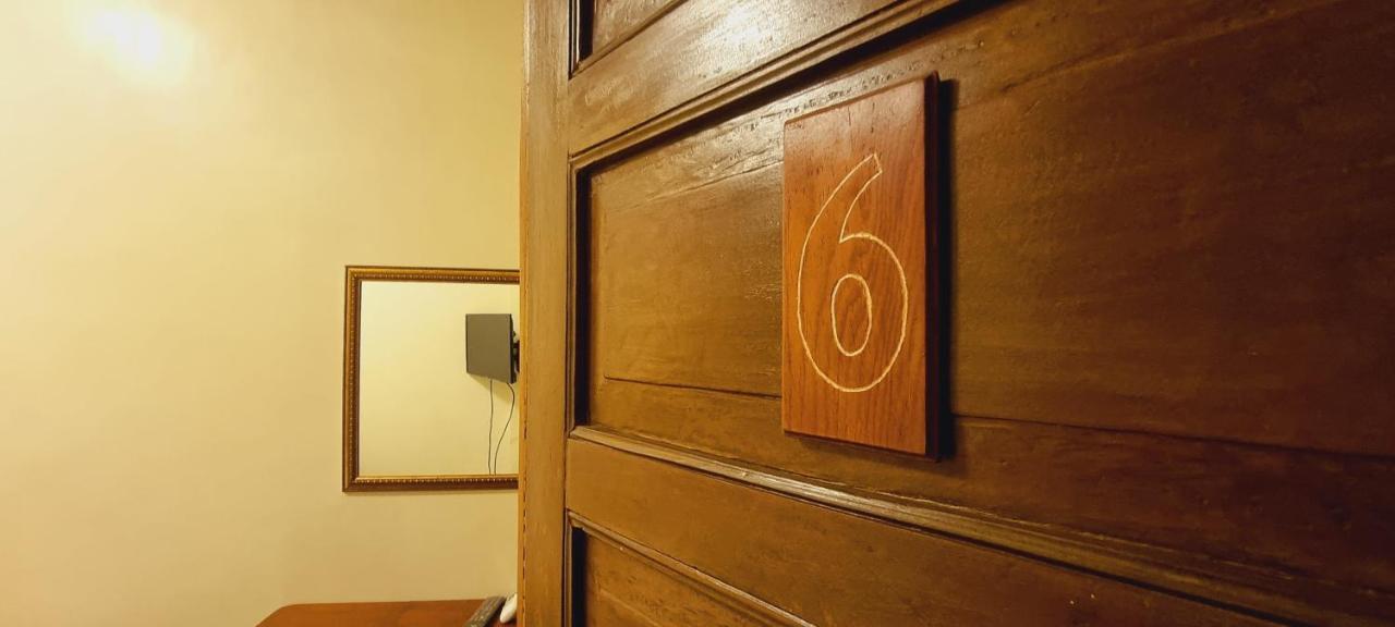Casa Familya Hotel Batac ภายนอก รูปภาพ