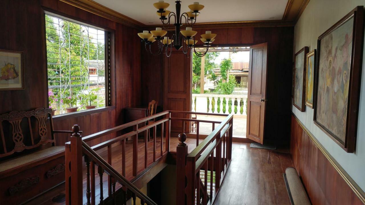 Casa Familya Hotel Batac ภายนอก รูปภาพ